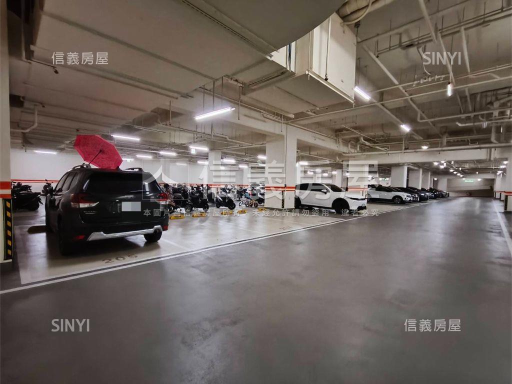 稀有高樓精裝四房三車房屋室內格局與周邊環境