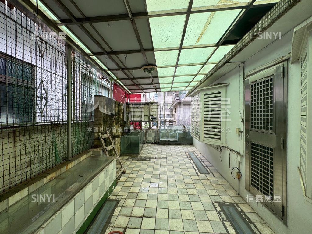美術館前日式別墅房屋室內格局與周邊環境