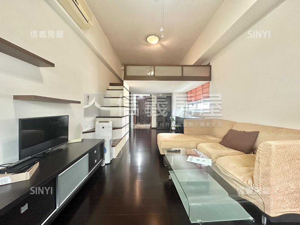 台茂旁稀有套房車位房屋室內格局與周邊環境