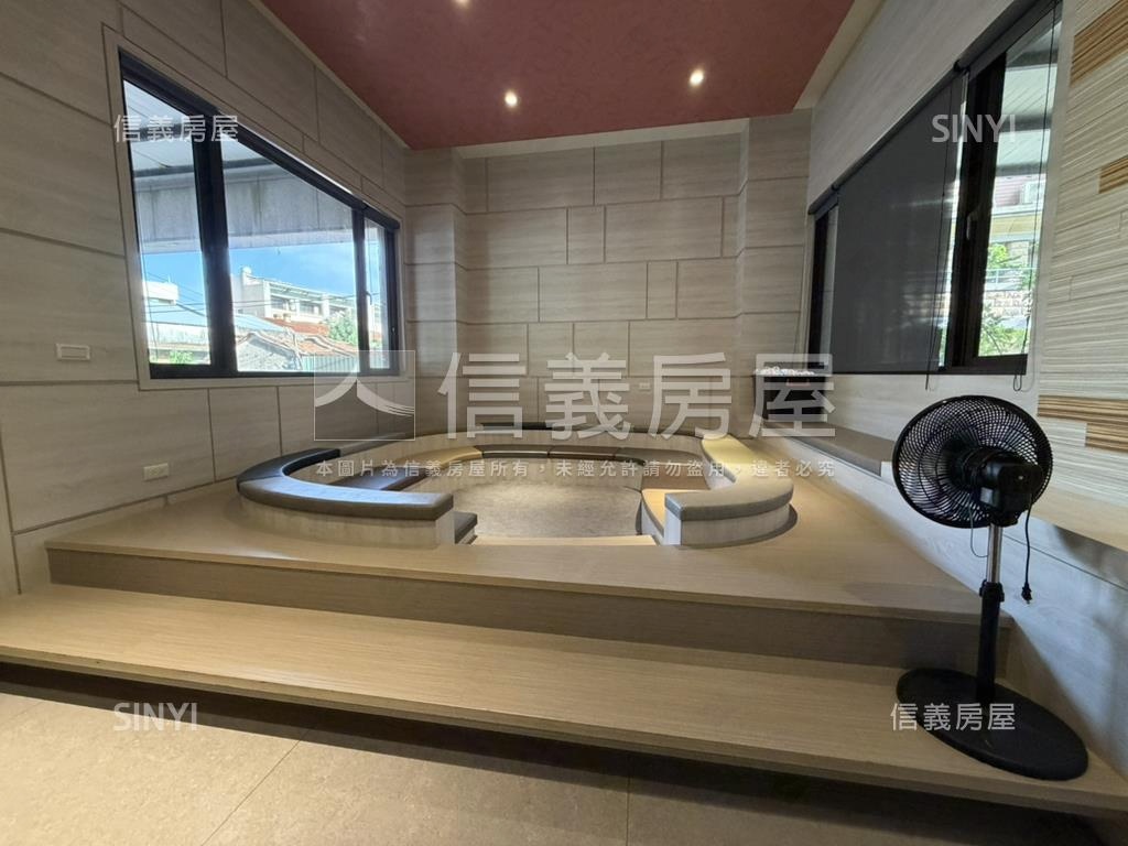 宏觀三房平面車位房屋室內格局與周邊環境