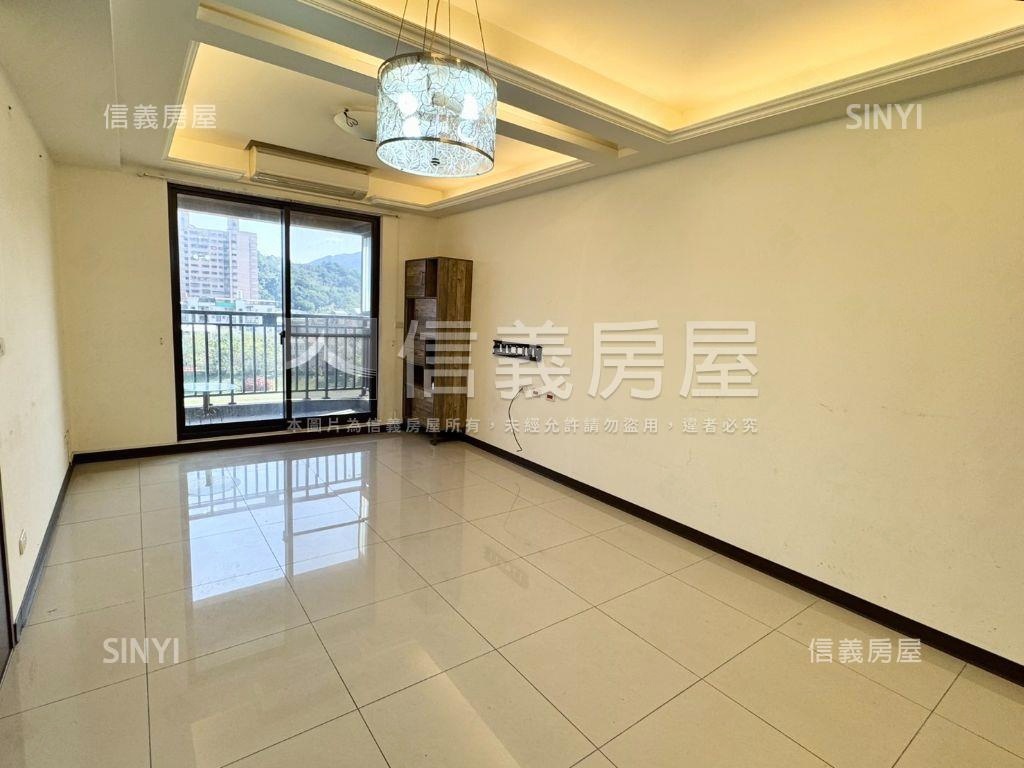 上河景·河岸景觀三房車位房屋室內格局與周邊環境