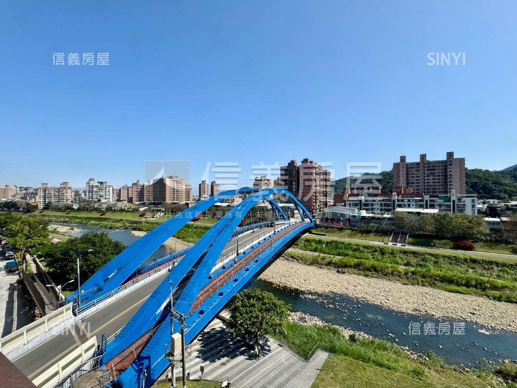 上河景·河岸景觀三房車位房屋室內格局與周邊環境