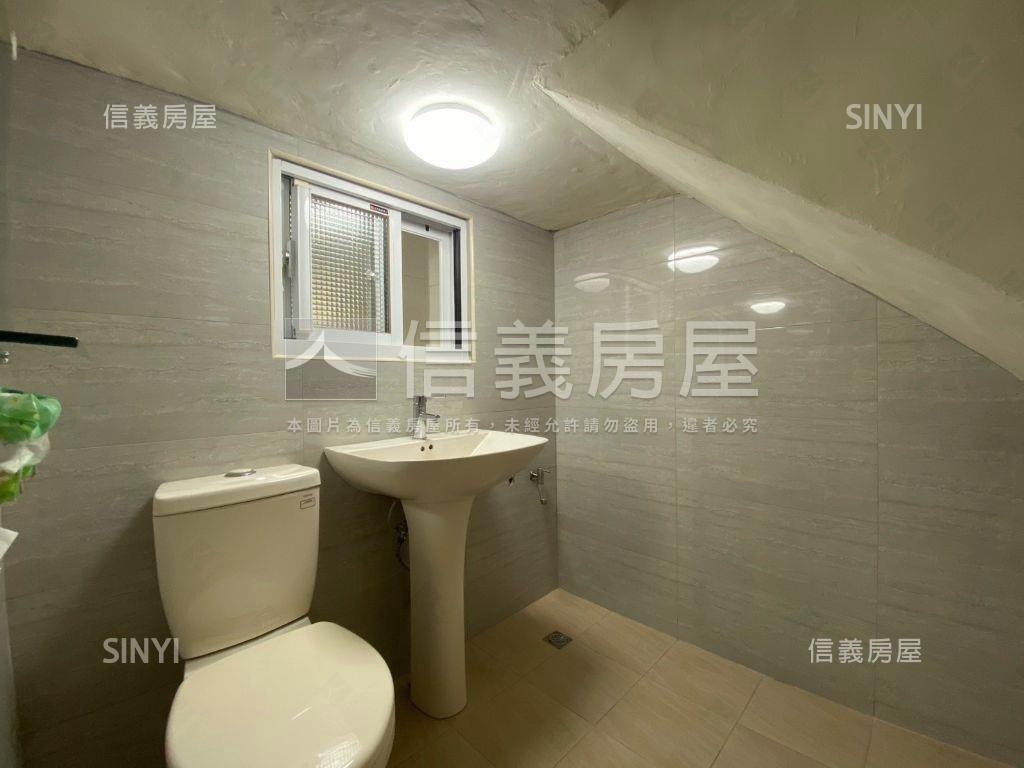 山仔頂整理邊間透天房屋室內格局與周邊環境