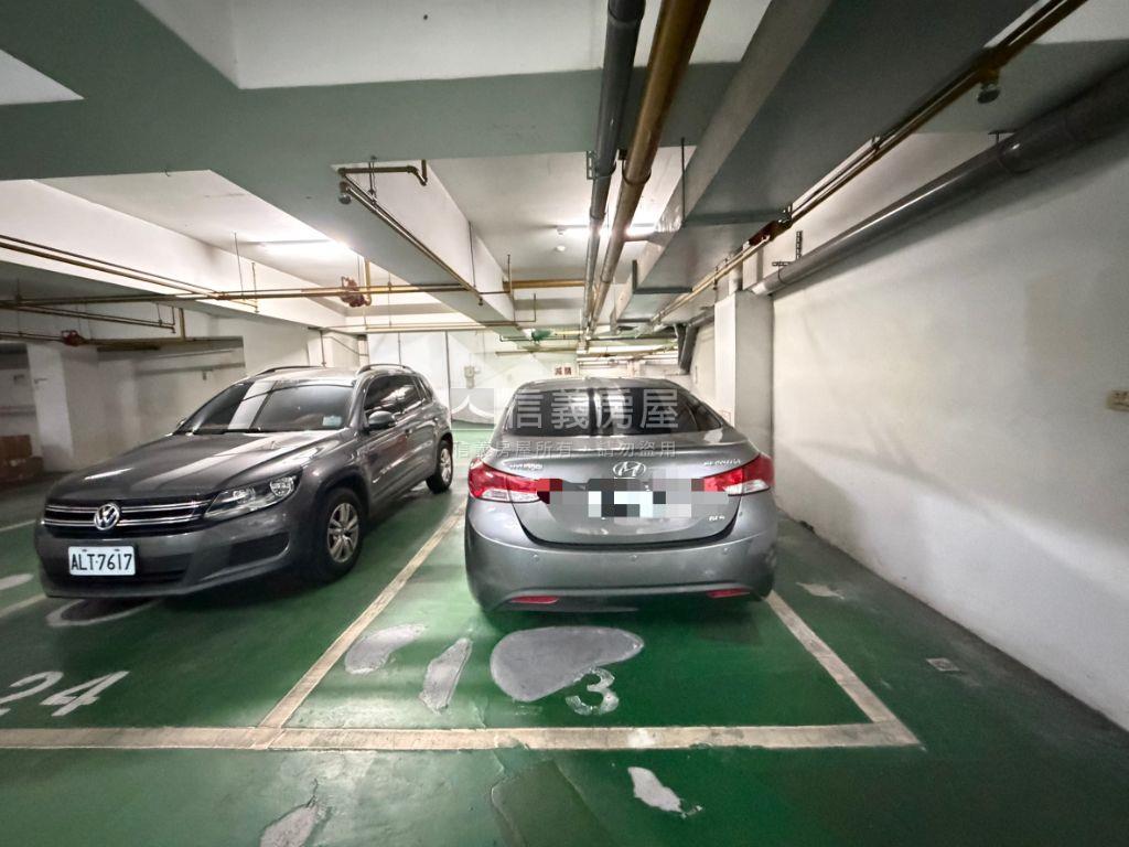 強！新聯合國Ｃ１三房平車房屋室內格局與周邊環境