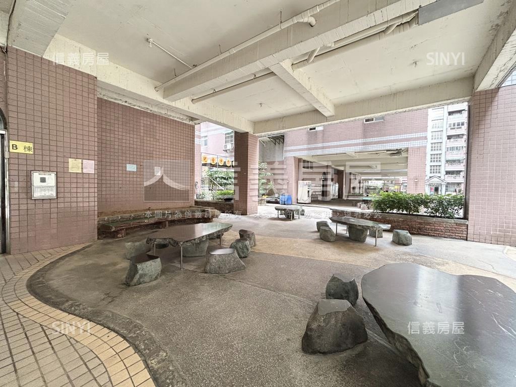 台北桃源★三房車位房屋室內格局與周邊環境