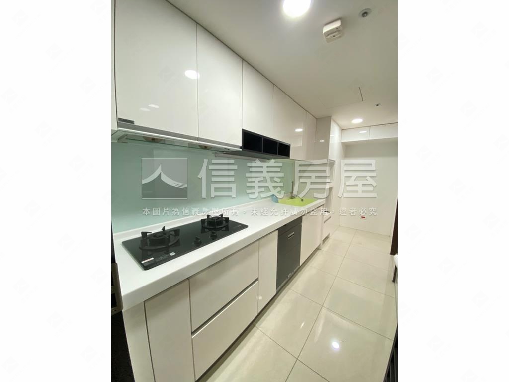 櫻花恰恰好次頂樓三房平車房屋室內格局與周邊環境