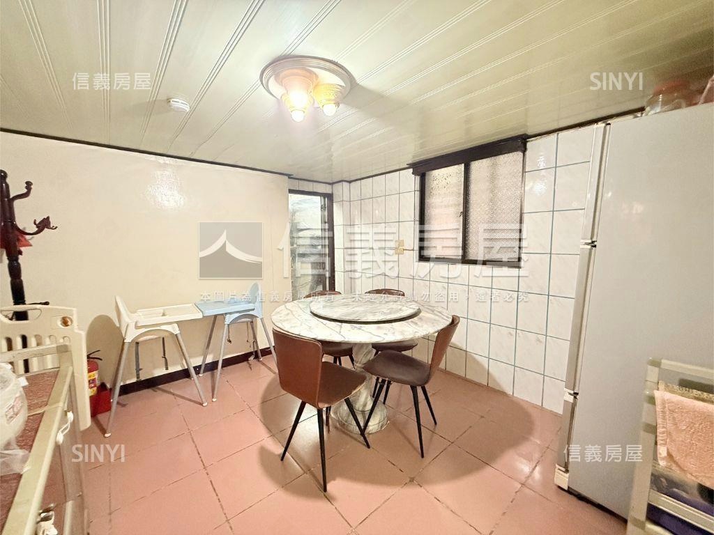 大福街邊間透天房屋室內格局與周邊環境