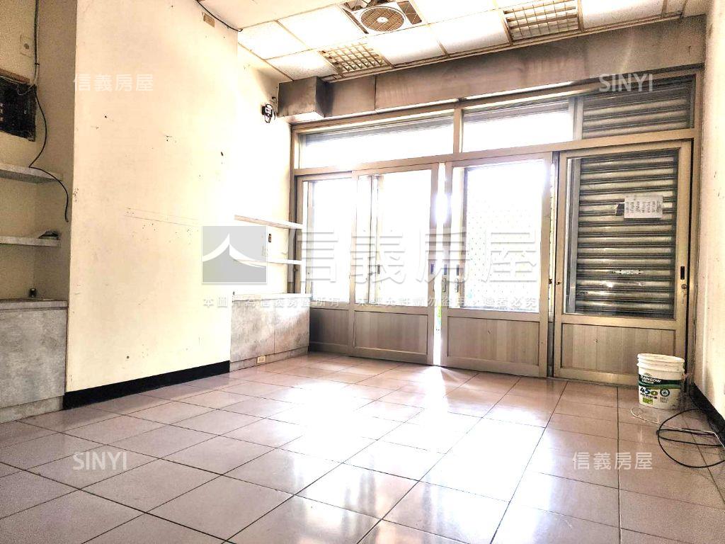 近未來體育園區金店面房屋室內格局與周邊環境