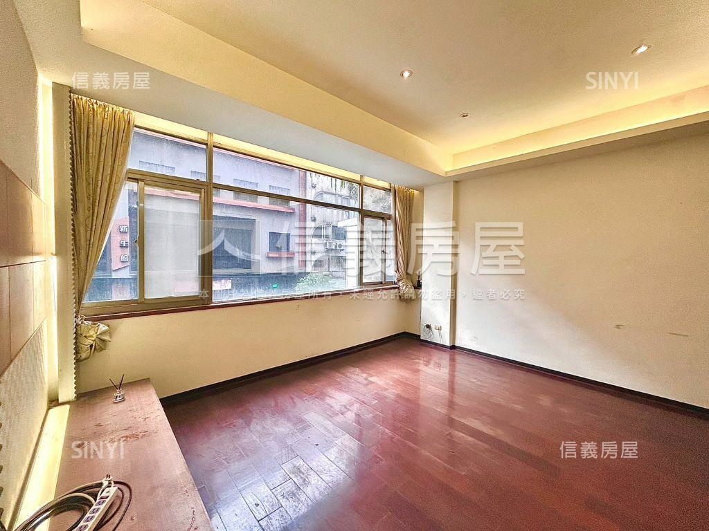 忠孝新生海關樹蔭舒適住宅房屋室內格局與周邊環境