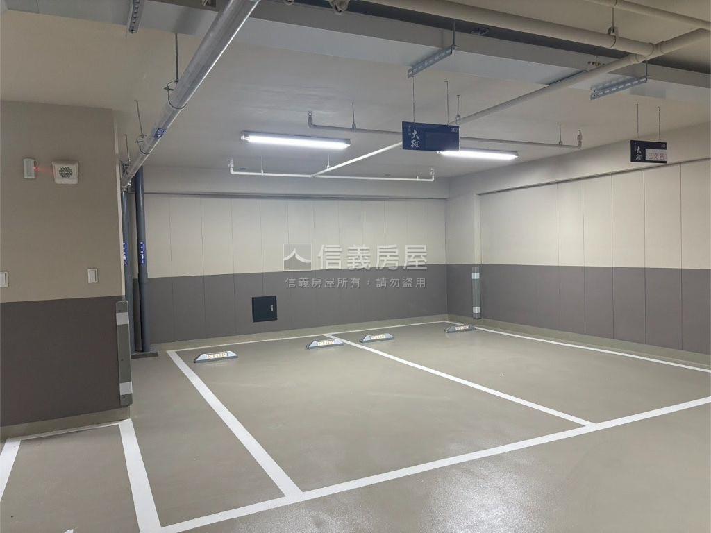 專任＊石牌新碩大砌Ｅ戶房屋室內格局與周邊環境