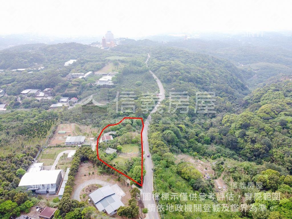 有水有電臨路平坦農地房屋室內格局與周邊環境