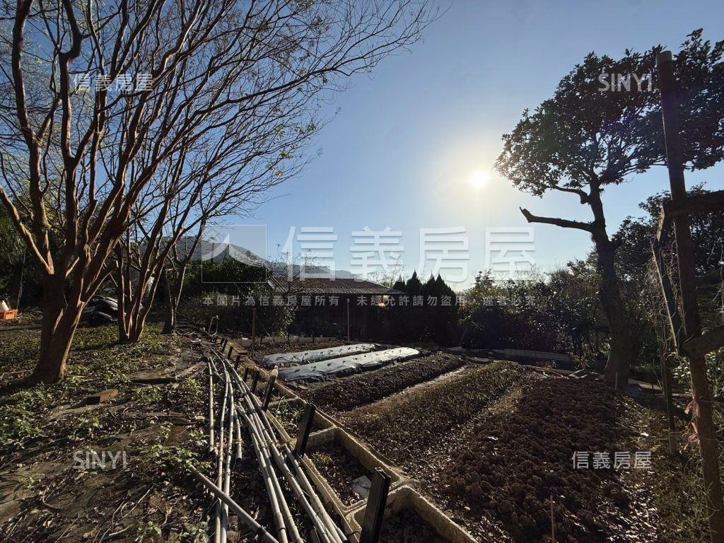 有水有電臨路平坦農地房屋室內格局與周邊環境