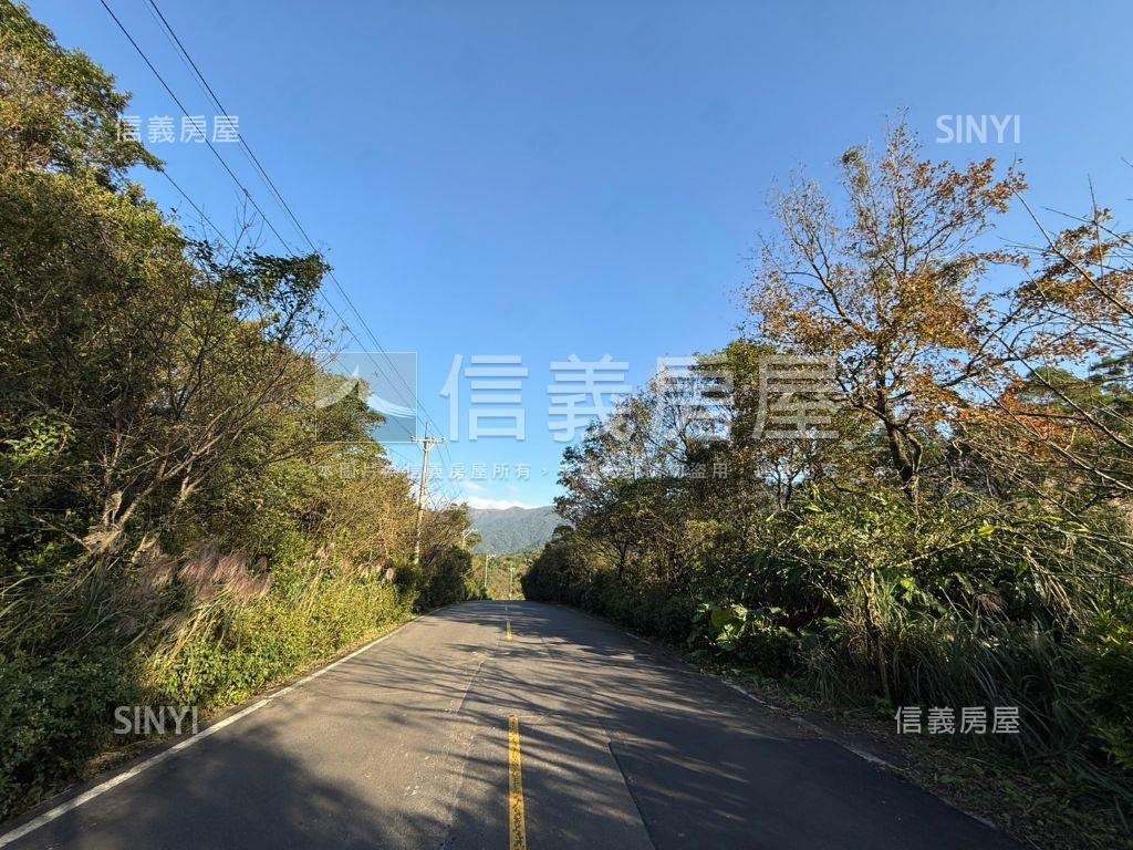 有水有電臨路平坦農地房屋室內格局與周邊環境