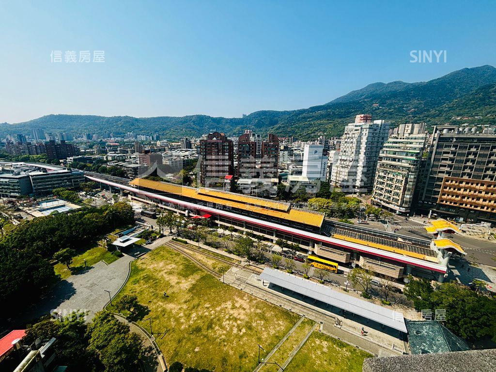 昇陽明四房雙車位房屋室內格局與周邊環境