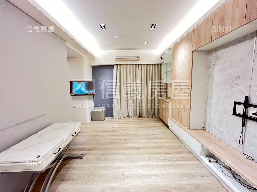 新邨～邊間採光電梯２房房屋室內格局與周邊環境