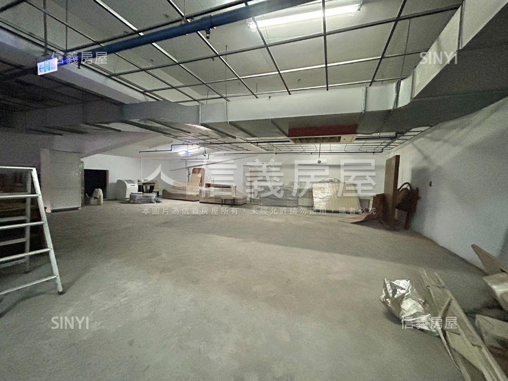 榮總ＢＯＴ案旁角窗商場房屋室內格局與周邊環境