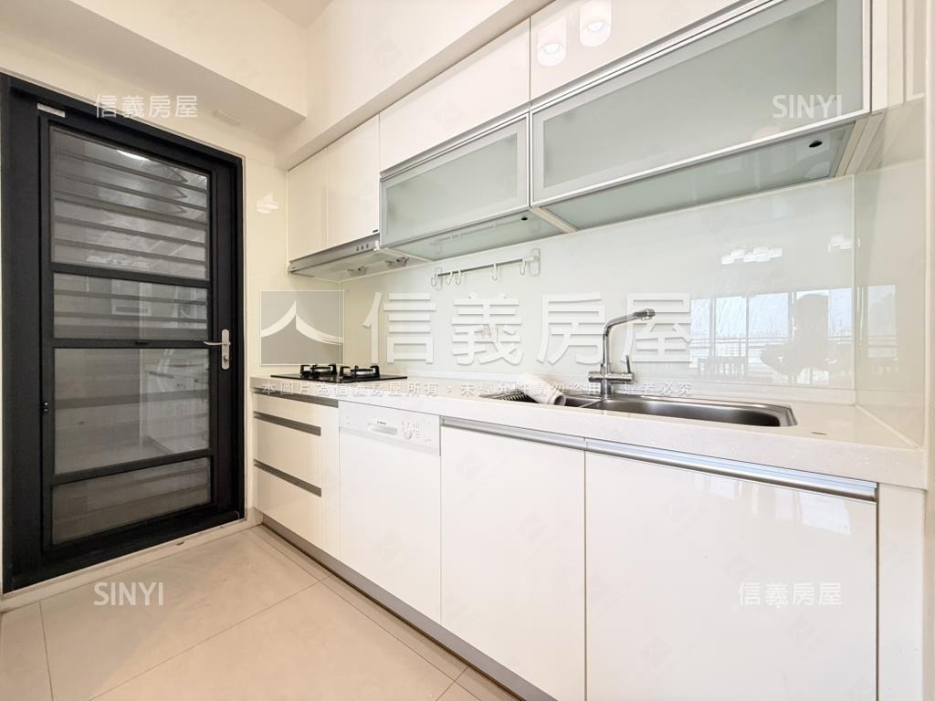 廳籟邊間景觀三房車位房屋室內格局與周邊環境