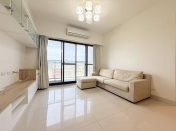 廳籟邊間景觀三房車位