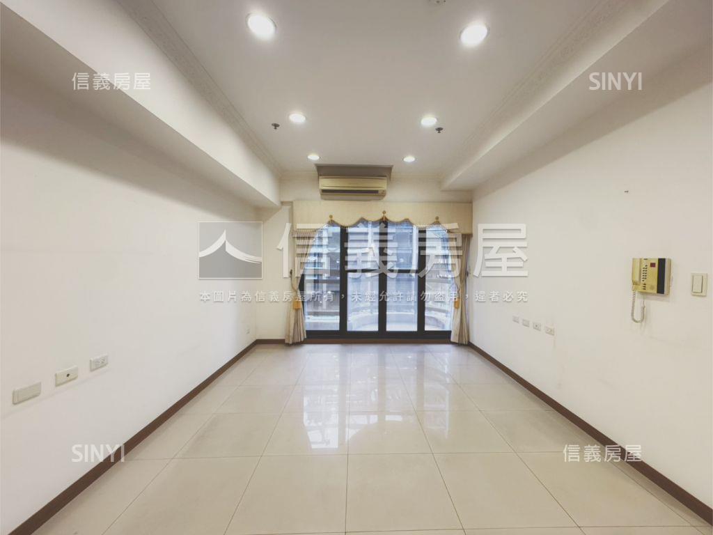 正農十六。堅山大世紀三房房屋室內格局與周邊環境