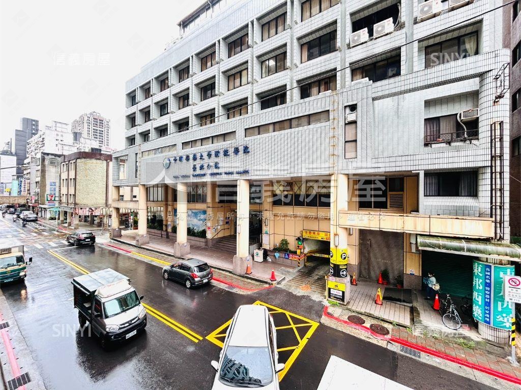 內湖捷運嶄新聚寶盆大店面房屋室內格局與周邊環境