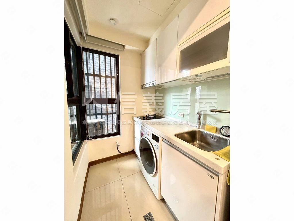 ★海華星鑽質感套房車位★房屋室內格局與周邊環境