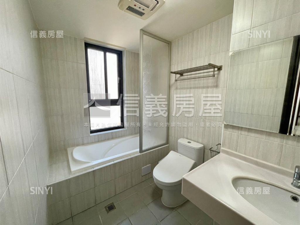 總太２０２０視野三房平車房屋室內格局與周邊環境