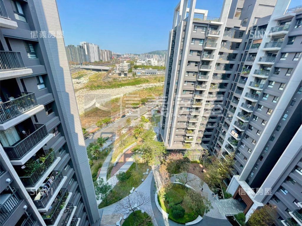 總太２０２０視野三房平車房屋室內格局與周邊環境