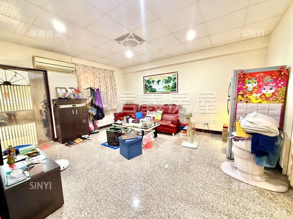 建工商圈兩房平車起家厝房屋室內格局與周邊環境