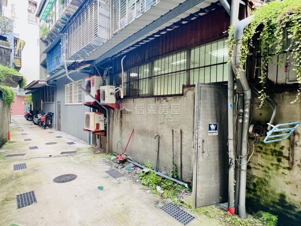 復興路‧燙金店面房屋室內格局與周邊環境