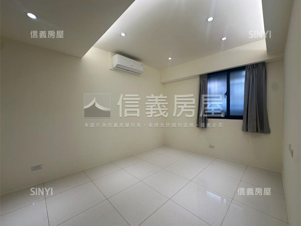 近Ａ２１捷運站精裝美寓房屋室內格局與周邊環境