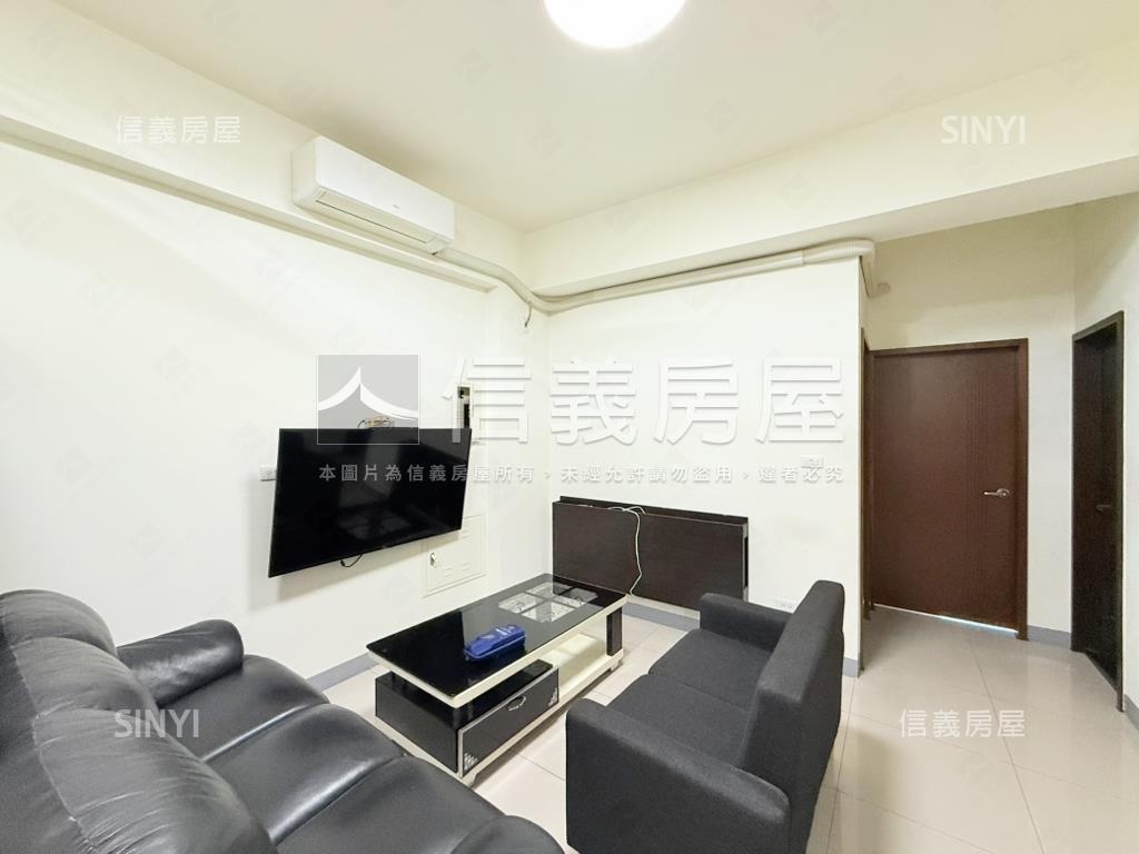 小港屋齡約５年採光２房房屋室內格局與周邊環境
