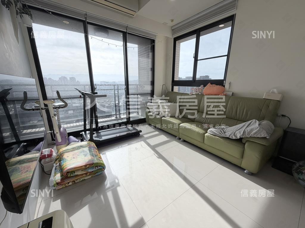 晴川悅河次頂樓採光戶房屋室內格局與周邊環境