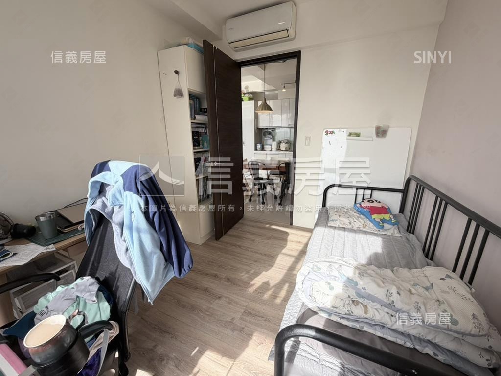 晴川悅河次頂樓採光戶房屋室內格局與周邊環境