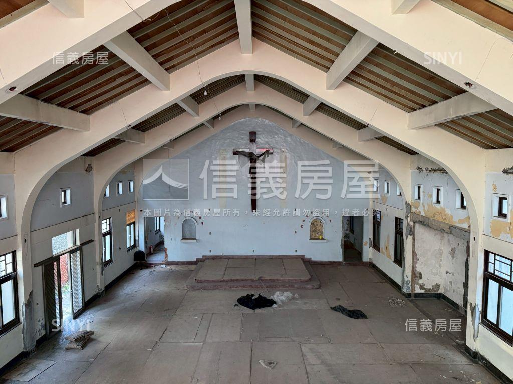 星鑽面寬約１９６坪角窗地房屋室內格局與周邊環境