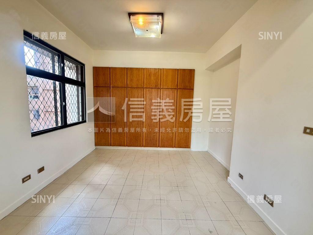 大直捷運明亮高樓宅房屋室內格局與周邊環境