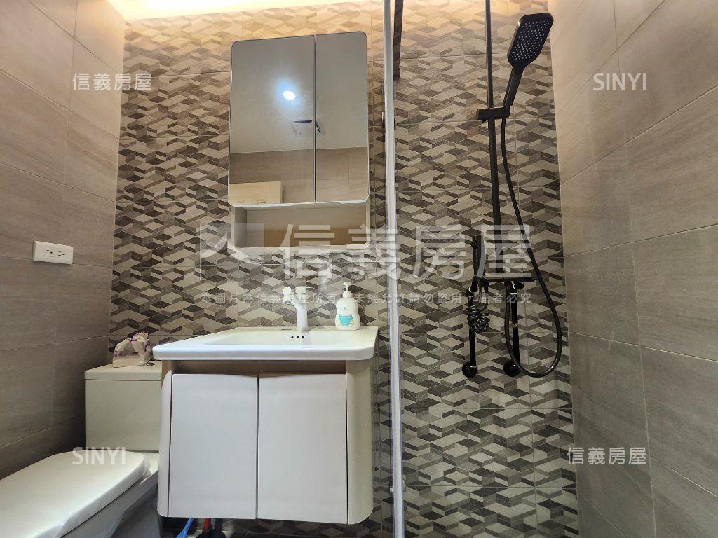 質感設計裝潢三房平車房屋室內格局與周邊環境