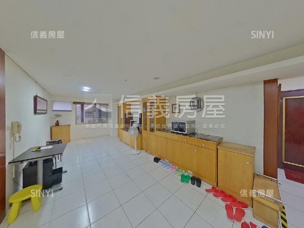 新莊低總價四房車位房屋室內格局與周邊環境
