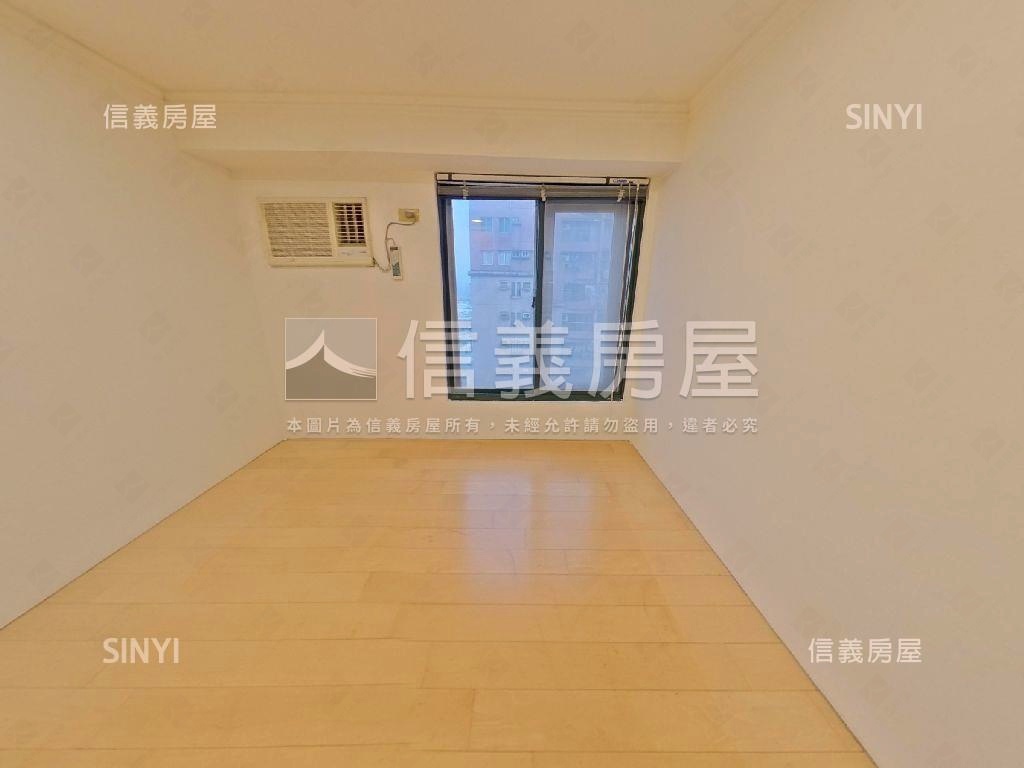 新莊低總價四房車位房屋室內格局與周邊環境