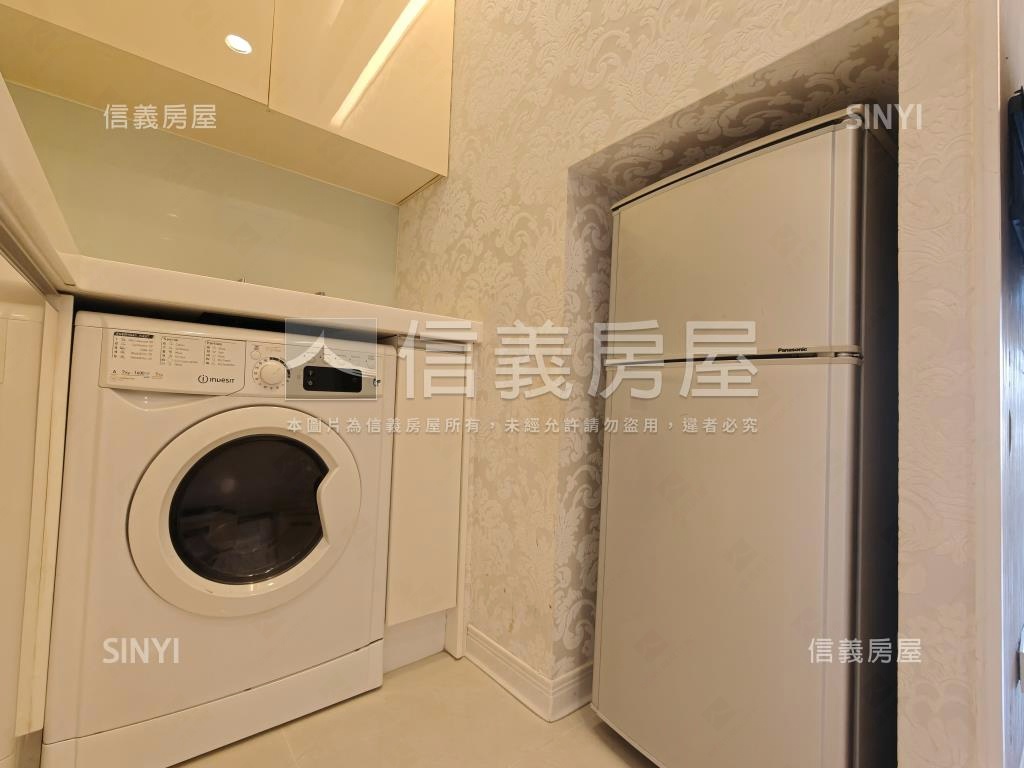 市府捷運邊間富裔館房屋室內格局與周邊環境