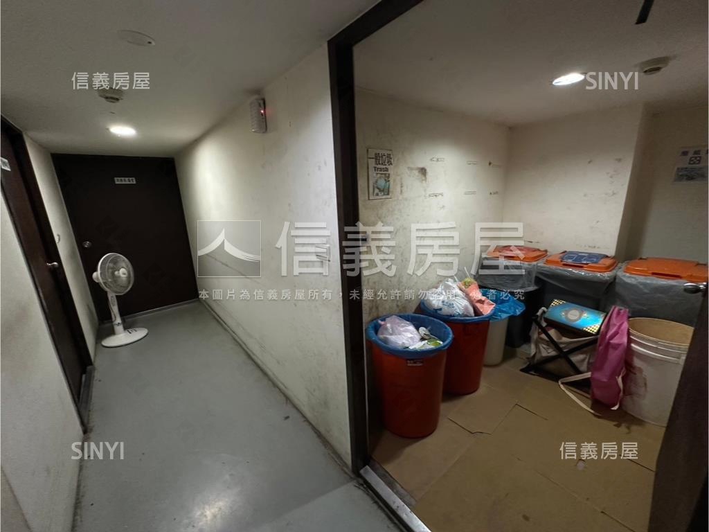 市府捷運邊間富裔館房屋室內格局與周邊環境