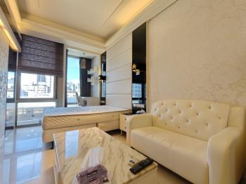 市府捷運邊間富裔館