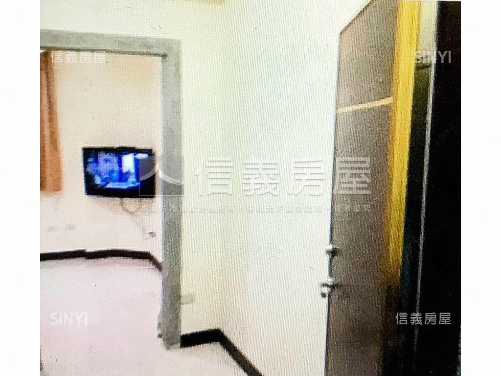 信義區邊間收租公寓房屋室內格局與周邊環境