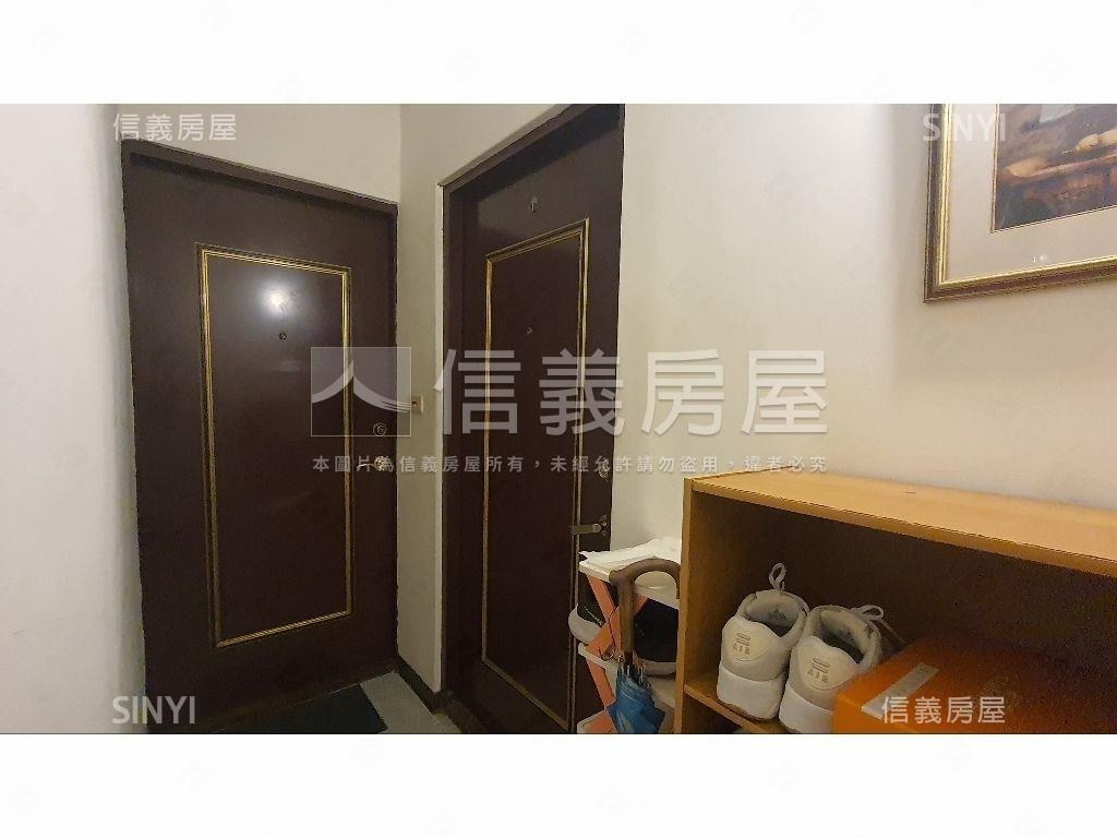 信義區邊間收租公寓房屋室內格局與周邊環境
