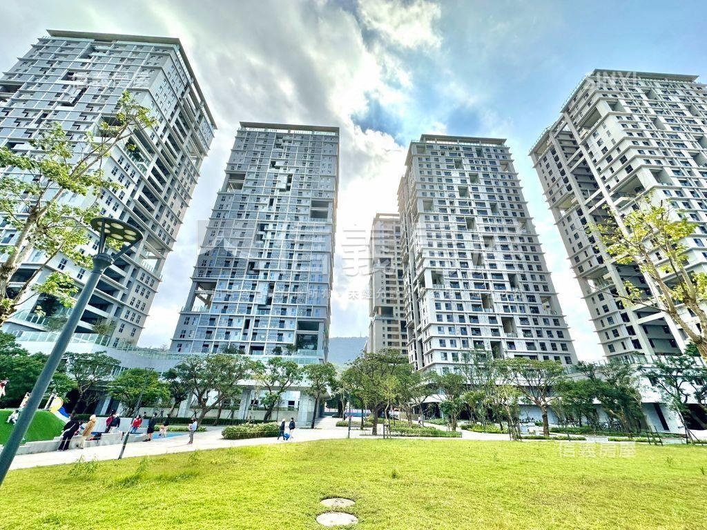 信義區邊間收租公寓房屋室內格局與周邊環境