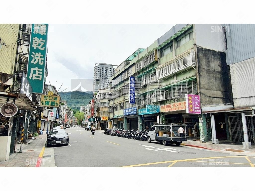 信義區邊間收租公寓房屋室內格局與周邊環境