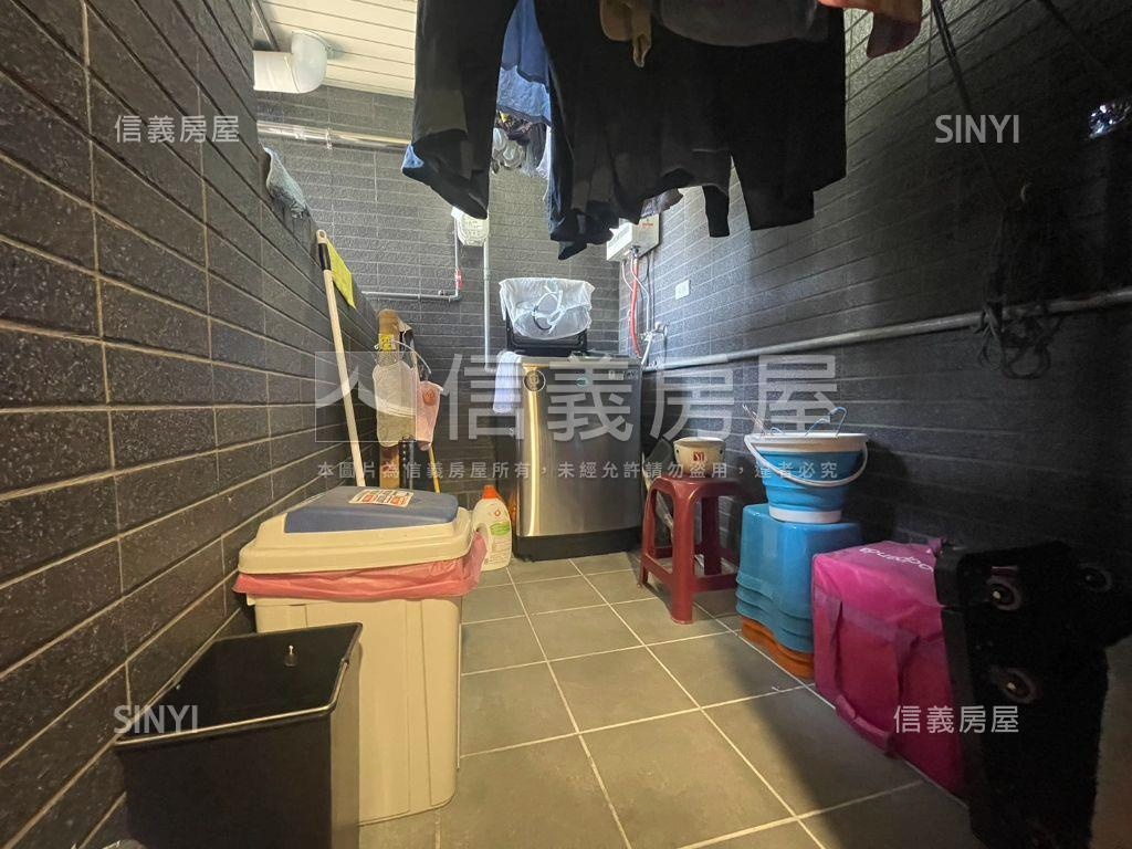 稀有傳家馥兩房大車位房屋室內格局與周邊環境