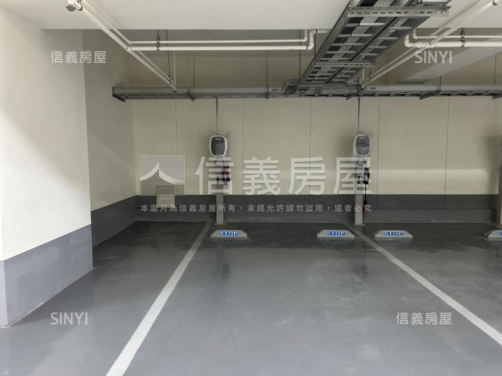 美學｜次頂樓綠景平車房屋室內格局與周邊環境