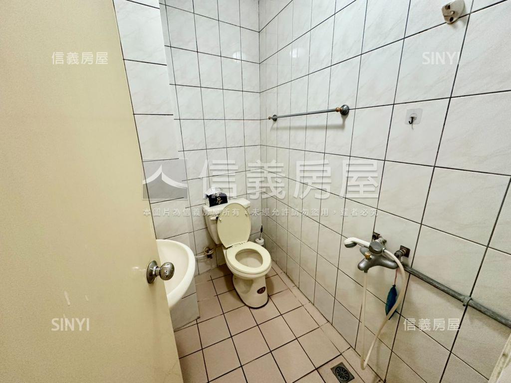 東海商圈收租透天店面套房房屋室內格局與周邊環境