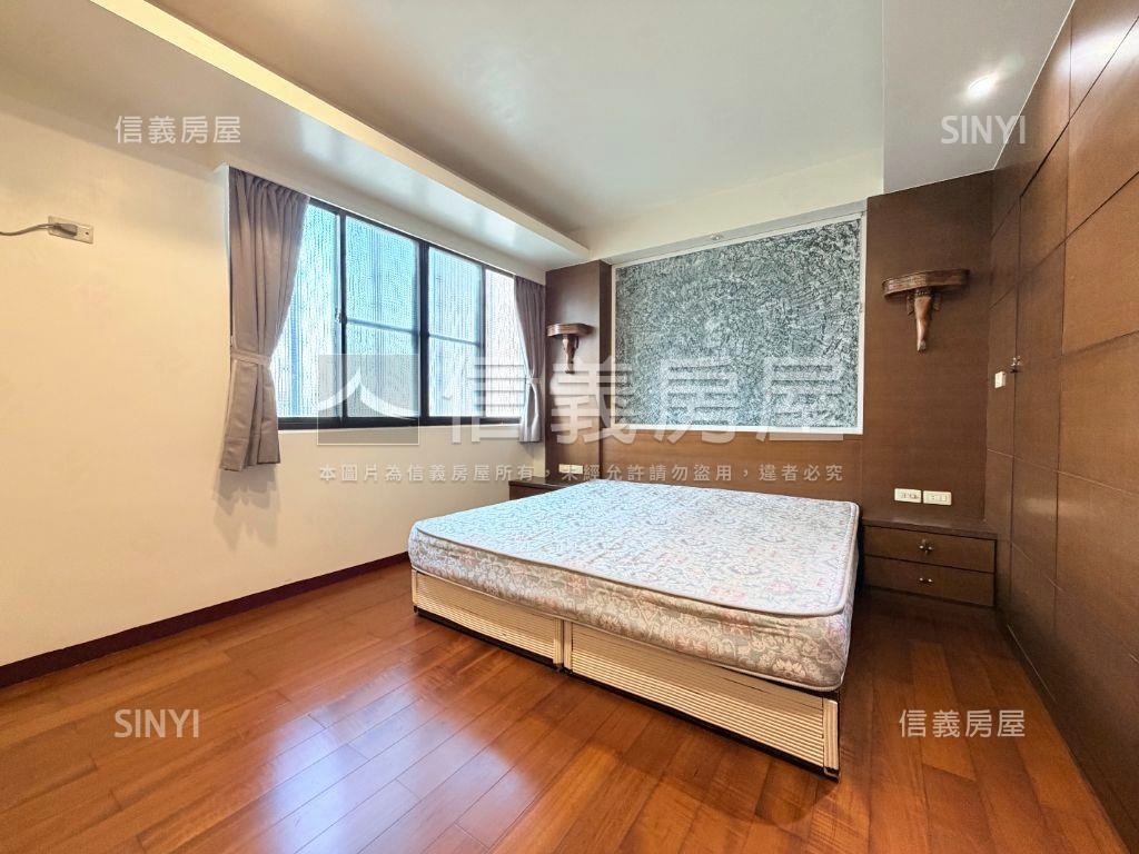 近衛武營中高樓美三房平車房屋室內格局與周邊環境