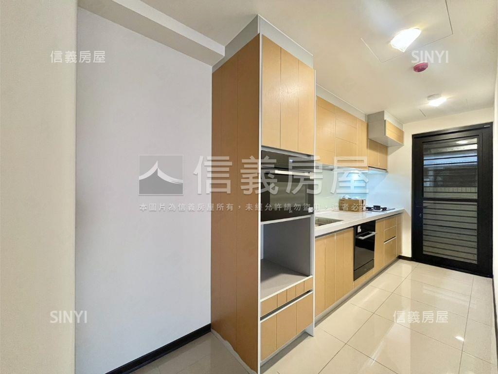 長虹天韻３房平車質感佳房屋室內格局與周邊環境